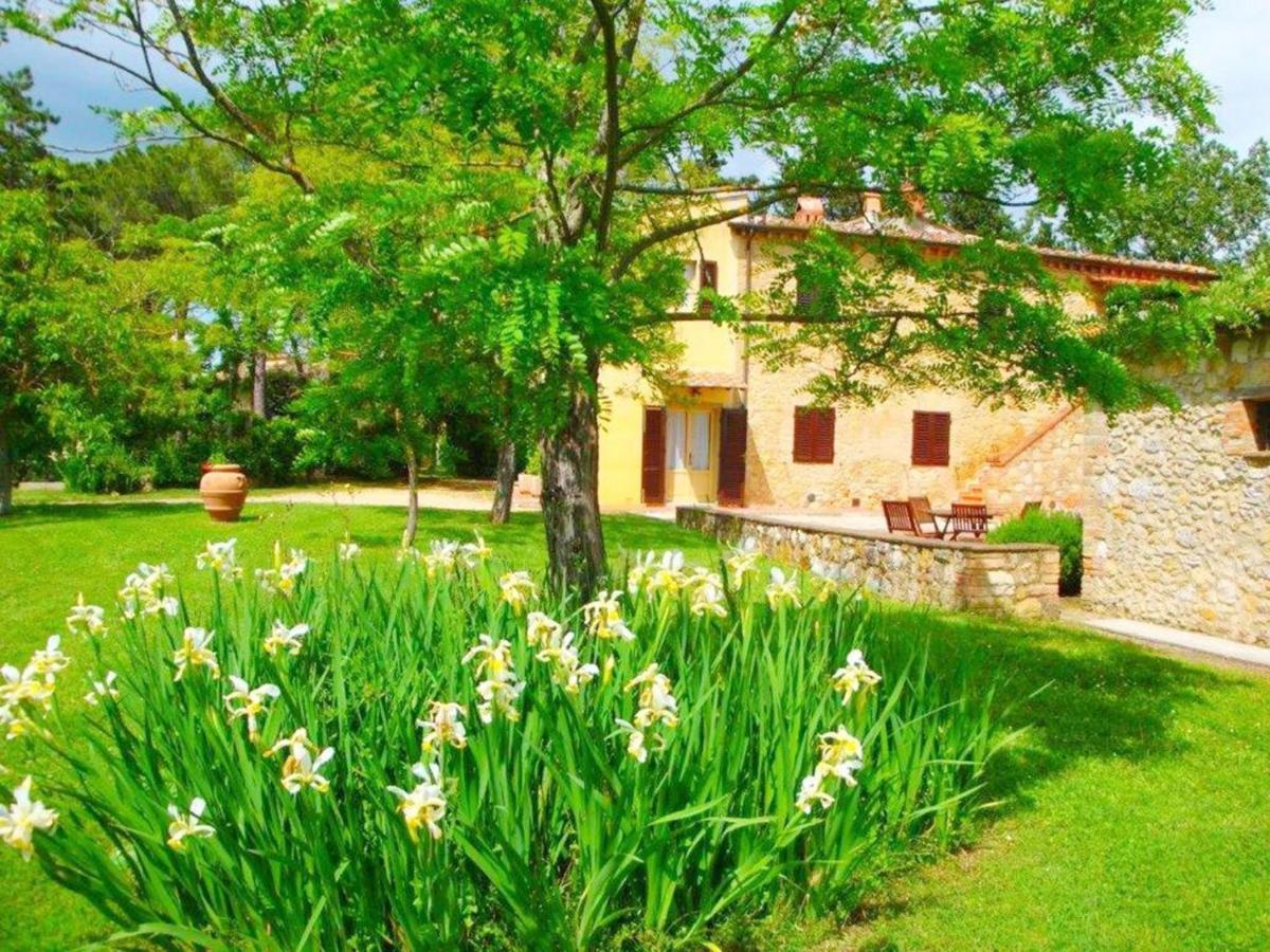 Agriturismo Fattoria Il Piano - Appartamento Antica Cucina - سان جيمينيانو المظهر الخارجي الصورة